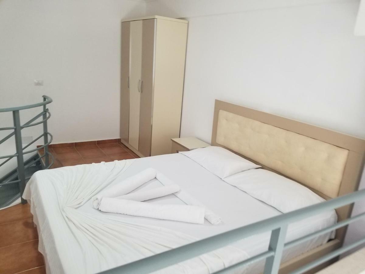 Ferienwohnung Sweet Dreams Apartament Sarandë Exterior foto